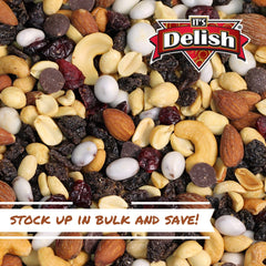 Trail Mix Greek Yogurt & Dark Chocolate - It's Delish (photo 3)