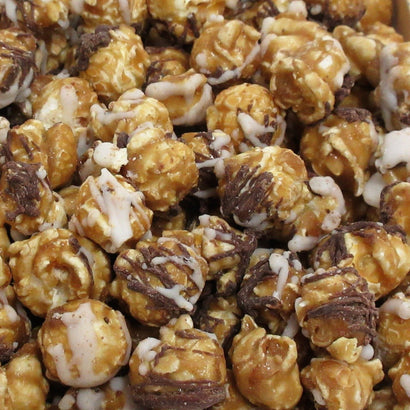 Zigzag Chocolate Drizzle Popcorn - It's Delish
